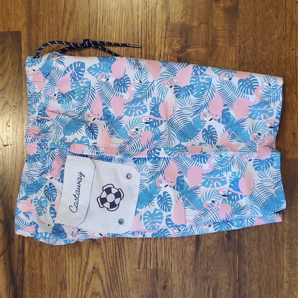 Mens Castaway flamingo print swim trunks size S